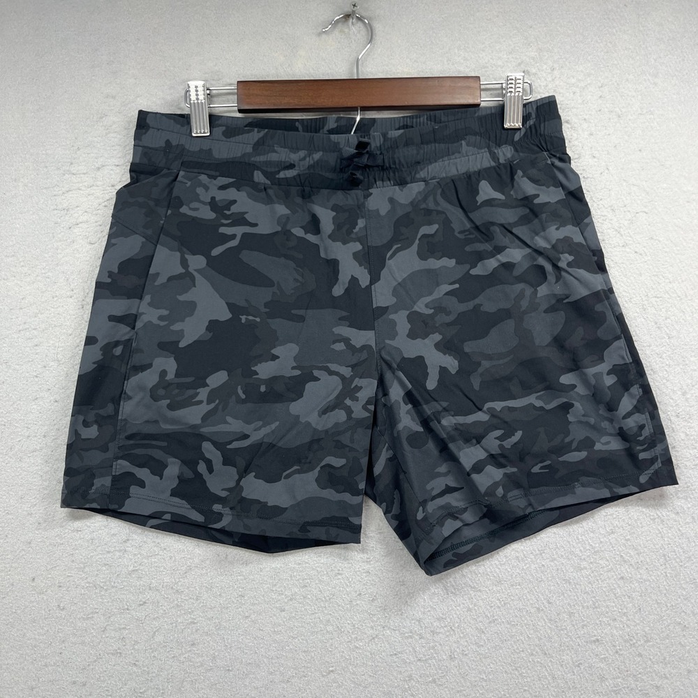 Tuff Athletics Shorts Men M Black Camo Performance Athleisure Gym Hiking Outdoor